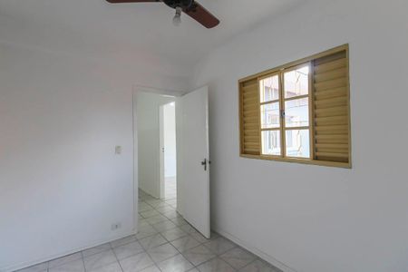 Casa à venda com 240m², 6 quartos e 3 vagas Casa à venda com 240m², 6 quartos e 3 vagasQuarto 5