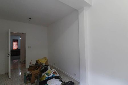 Casa à venda com 240m², 6 quartos e 3 vagas Casa à venda com 240m², 6 quartos e 3 vagasQuarto 2