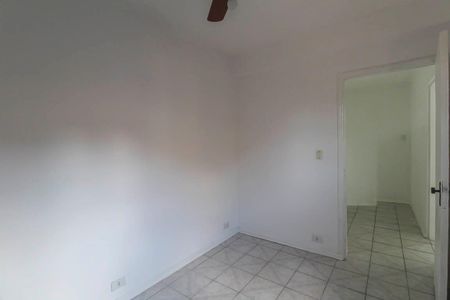 Casa à venda com 240m², 6 quartos e 3 vagas Casa à venda com 240m², 6 quartos e 3 vagasQuarto 5