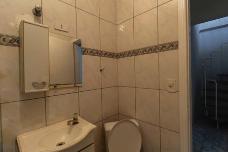 Casa à venda com 240m², 6 quartos e 3 vagas Casa à venda com 240m², 6 quartos e 3 vagasBanheiro