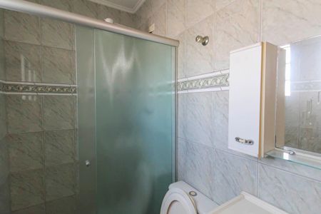 Casa à venda com 240m², 6 quartos e 3 vagas Casa à venda com 240m², 6 quartos e 3 vagasBanheiro da Suíte