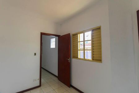 Casa à venda com 240m², 6 quartos e 3 vagas Casa à venda com 240m², 6 quartos e 3 vagasSuite