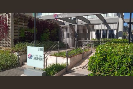 Apartamento à venda com 45m², 2 quartos e 1 vagaFachada e portaria