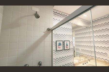 Apartamento à venda com 162m², 2 quartos e 2 vagas Apartamento à venda com 162m², 2 quartos e 2 vagasBanheiro 2