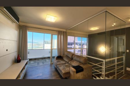 Apartamento à venda com 162m², 2 quartos e 2 vagas Apartamento à venda com 162m², 2 quartos e 2 vagasSala de TV