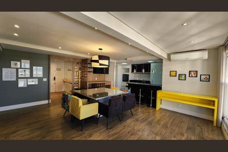 Apartamento à venda com 162m², 2 quartos e 2 vagas Apartamento à venda com 162m², 2 quartos e 2 vagasSala