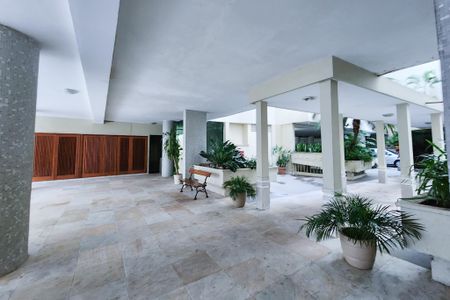 Apartamento à venda com 79m², 2 quartos e sem vagaÁrea comum