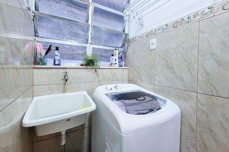 Apartamento à venda com 79m², 2 quartos e sem vagaÁrea de serviço