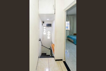 Casa à venda com 480m², 2 quartos e 3 vagasCorredor