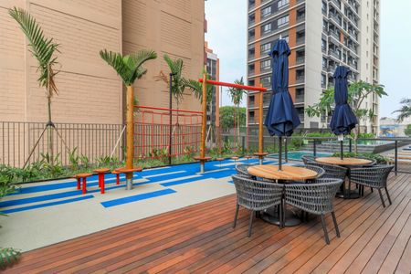 Apartamento à venda com 364m², 4 quartos e 4 vagasÁrea comum - Playground