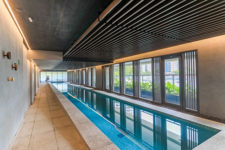Apartamento à venda com 364m², 4 quartos e 4 vagasÁrea comum - Piscina Coberta