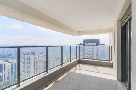 Apartamento à venda com 364m², 4 quartos e 4 vagasVaranda da Suíte 1