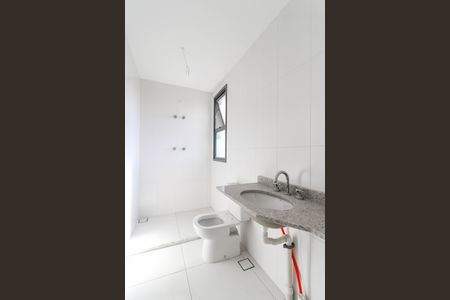 Apartamento à venda com 364m², 4 quartos e 4 vagasBanheiro da Suíte 2