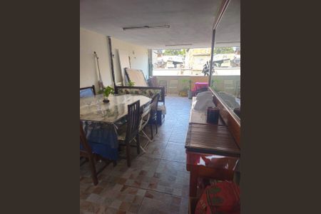 Casa de condomínio à venda com 170m², 5 quartos e 1 vagaÁrea Externa