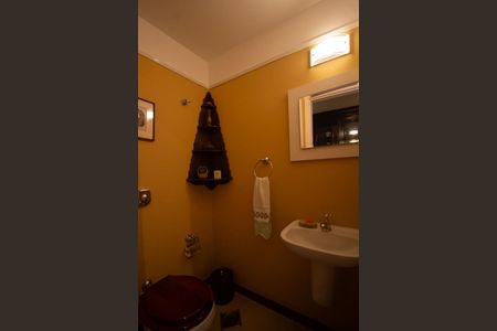 Apartamento à venda com 178m², 4 quartos e 1 vagaLavabo