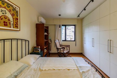 Apartamento à venda com 178m², 4 quartos e 1 vagaSuíte