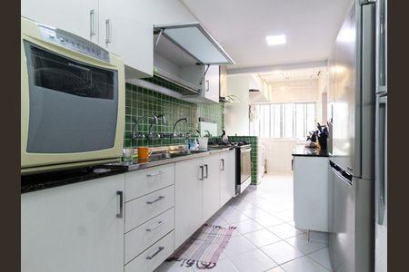 Apartamento à venda com 178m², 4 quartos e 1 vagaCozinha