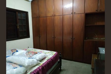 Casa à venda com 180m², 3 quartos e 2 vagas