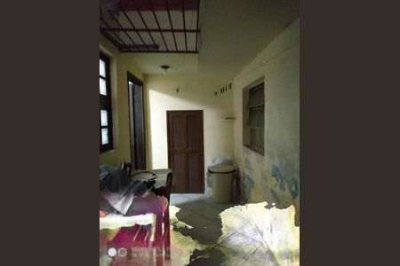 Casa à venda com 180m², 3 quartos e 2 vagas