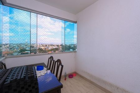 Apartamento à venda com 100m², 3 quartos e 2 vagas Apartamento à venda com 100m², 3 quartos e 2 vagasVaranda