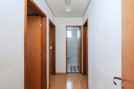 Apartamento à venda com 100m², 3 quartos e 2 vagas Apartamento à venda com 100m², 3 quartos e 2 vagasCorredor
