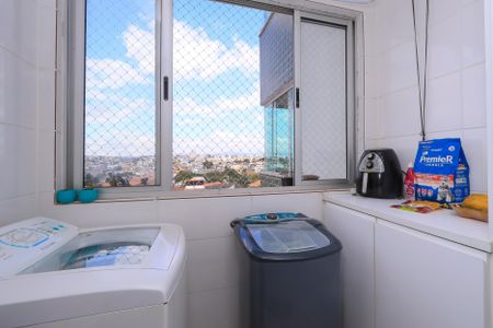 Apartamento à venda com 100m², 3 quartos e 2 vagas Apartamento à venda com 100m², 3 quartos e 2 vagasÁrea de Serviço