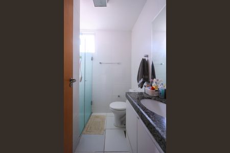 Apartamento à venda com 100m², 3 quartos e 2 vagas Apartamento à venda com 100m², 3 quartos e 2 vagasBanheiro da Suíte