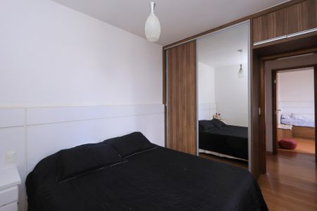 Apartamento à venda com 100m², 3 quartos e 2 vagas Apartamento à venda com 100m², 3 quartos e 2 vagasQuarto 3