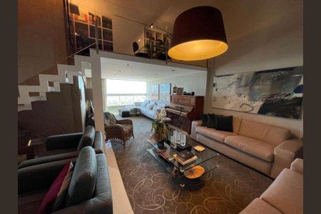 Apartamento à venda com 230m², 4 quartos e 4 vagas