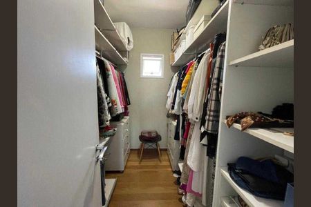 Apartamento à venda com 230m², 4 quartos e 4 vagas