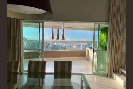 Apartamento à venda com 230m², 4 quartos e 4 vagas