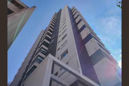 Apartamento à venda com 68m², 2 quartos e 1 vaga Apartamento à venda com 68m², 2 quartos e 1 vagaFachada