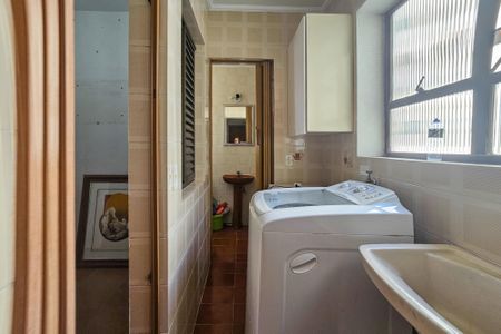 Apartamento para alugar com 256m², 4 quartos e 2 vagas Apartamento para alugar com 256m², 4 quartos e 2 vagasÁrea de Serviço