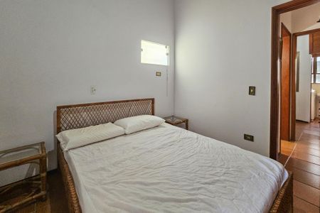 Apartamento para alugar com 256m², 4 quartos e 2 vagas Apartamento para alugar com 256m², 4 quartos e 2 vagasQuarto 2