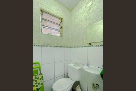 Casa à venda com 116m², 4 quartos e 2 vagas