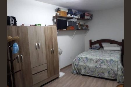 Casa à venda com 77m², 2 quartos e 2 vagas