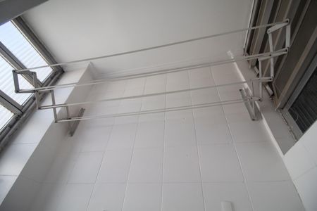 Apartamento à venda com 46m², 1 quarto e 1 vaga Apartamento à venda com 46m², 1 quarto e 1 vagaÁrea de Serviço