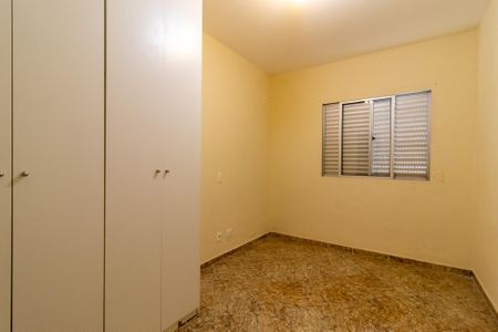 Apartamento para alugar com 73m², 2 quartos e 1 vagaSuíte