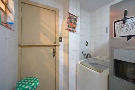 Apartamento à venda com 110m², 3 quartos e 1 vagaÁrea de Serviço