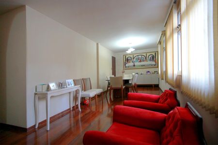 Apartamento à venda com 110m², 3 quartos e 1 vagaSala