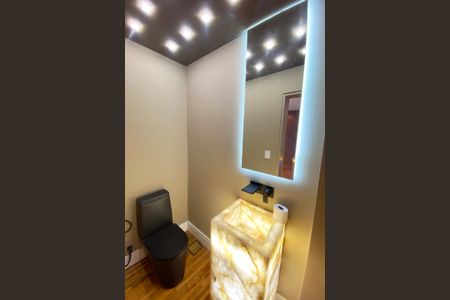 Apartamento à venda com 180m², 3 quartos e 2 vagasLavabo