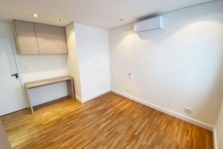 Apartamento à venda com 180m², 3 quartos e 2 vagasSuíte 1