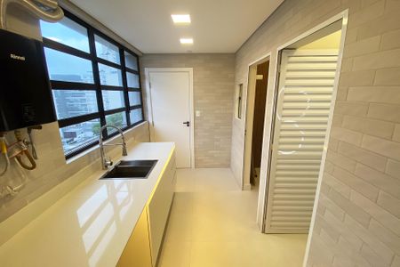 Apartamento à venda com 180m², 3 quartos e 2 vagasÁrea de Serviço