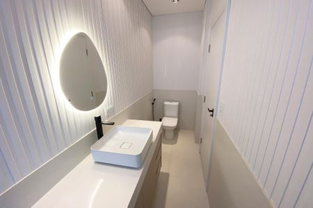 Apartamento à venda com 180m², 3 quartos e 2 vagasBanheiro da Suíte 1