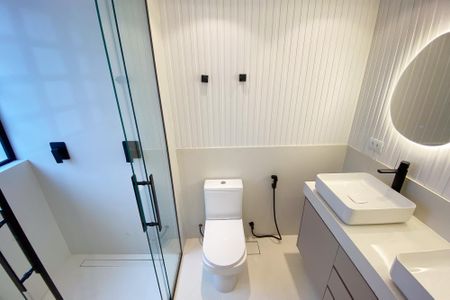 Apartamento à venda com 180m², 3 quartos e 2 vagasBanheiro da Suíte 3