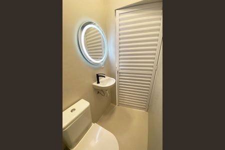 Apartamento à venda com 180m², 3 quartos e 2 vagasBanheiro de Serviço