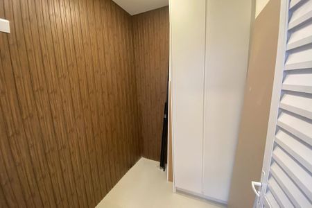 Apartamento à venda com 180m², 3 quartos e 2 vagasQuarto de Serviço