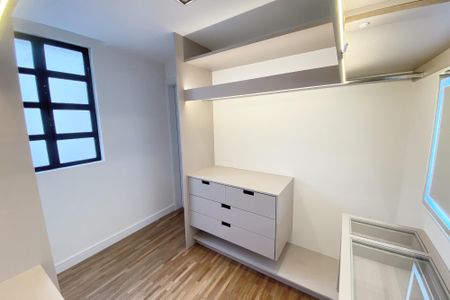 Apartamento à venda com 180m², 3 quartos e 2 vagasCloset da Suíte 3