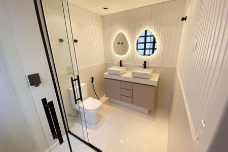 Apartamento à venda com 180m², 3 quartos e 2 vagasBanheiro da Suíte 3