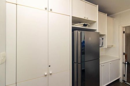 Apartamento à venda com 250m², 3 quartos e 2 vagasCozinha